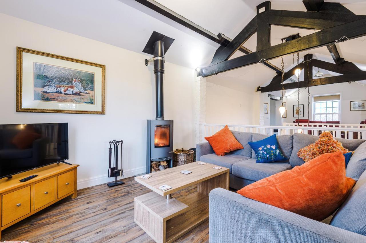 Belvedere House - Serene Countryside Escape - 4 Bedrooms Sleeps 8 Sandbach Zewnętrze zdjęcie
